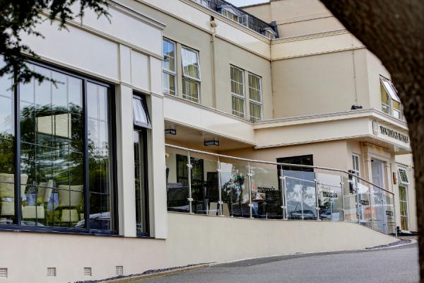 BEST WESTERN PREMIER Yew Lodge Hotel BEST WESTERN PREMIER Yew Lodge Hotel