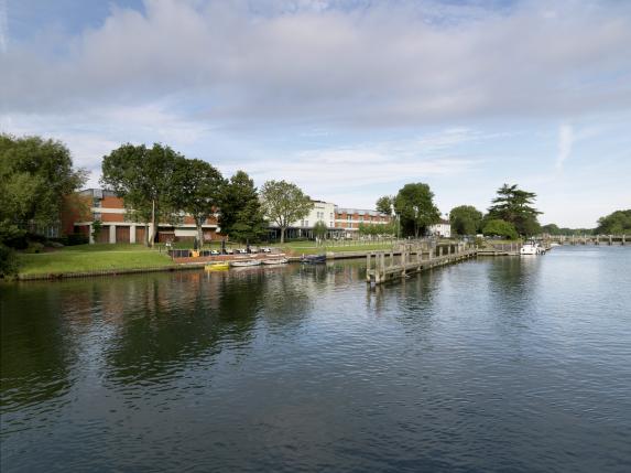 the runnymede-on-thames the runnymede-on-thames