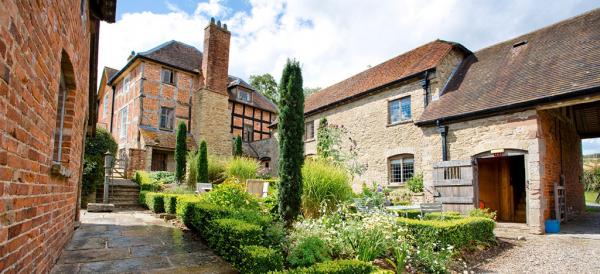 Old Downton Lodge Old Downton Lodge